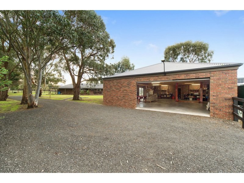 100 Queens Road, Pearcedale VIC 3912
