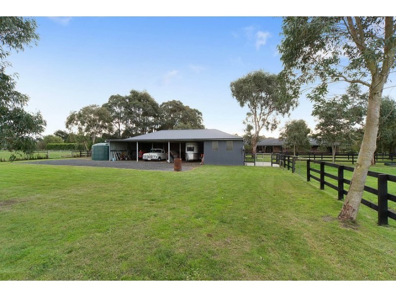 100 Queens Road, Pearcedale VIC 3912
