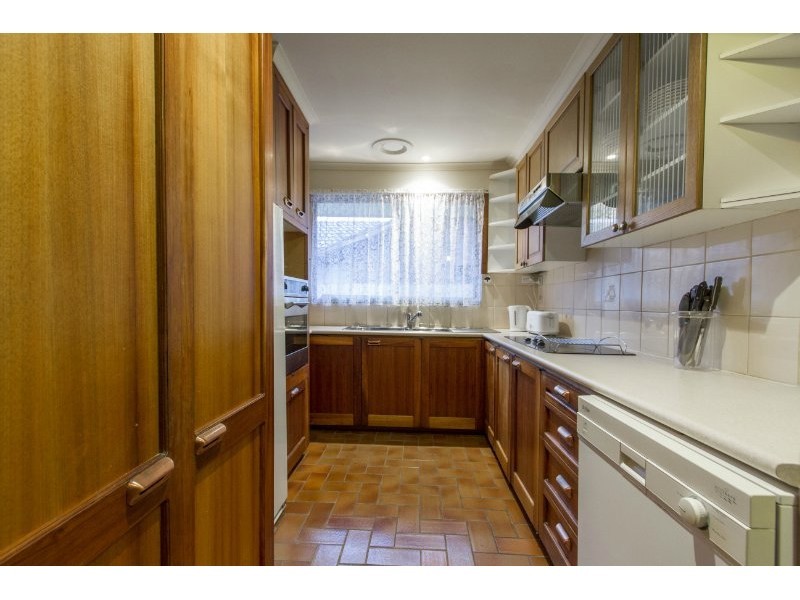2 Corio Avenue, Frankston South VIC 3199