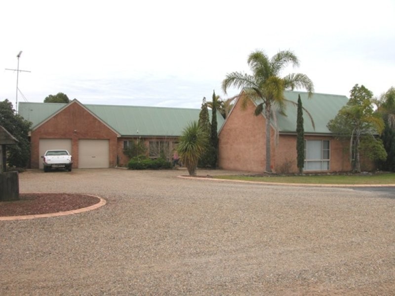 Wallacia NSW 2745