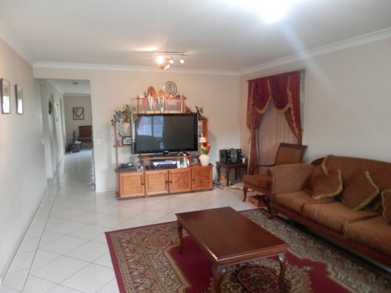 Hoxton Park NSW 2171