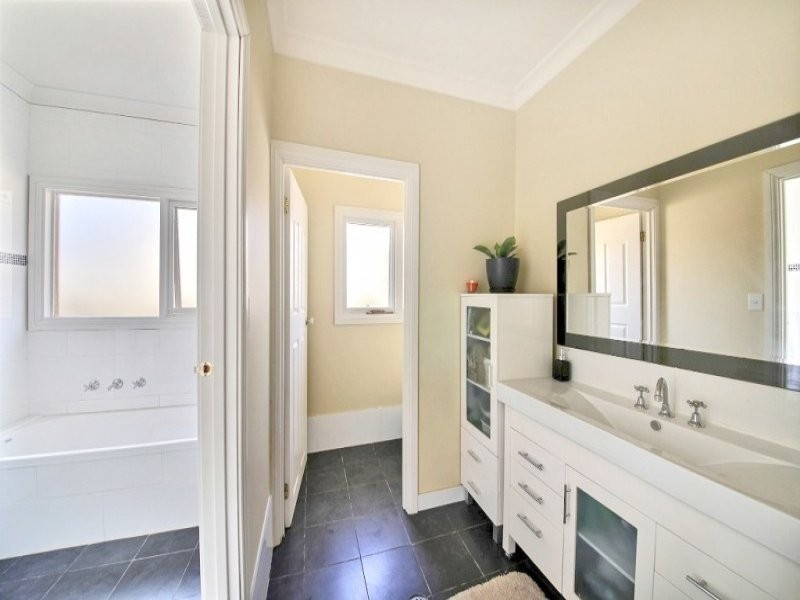 Glenmore NSW 2570