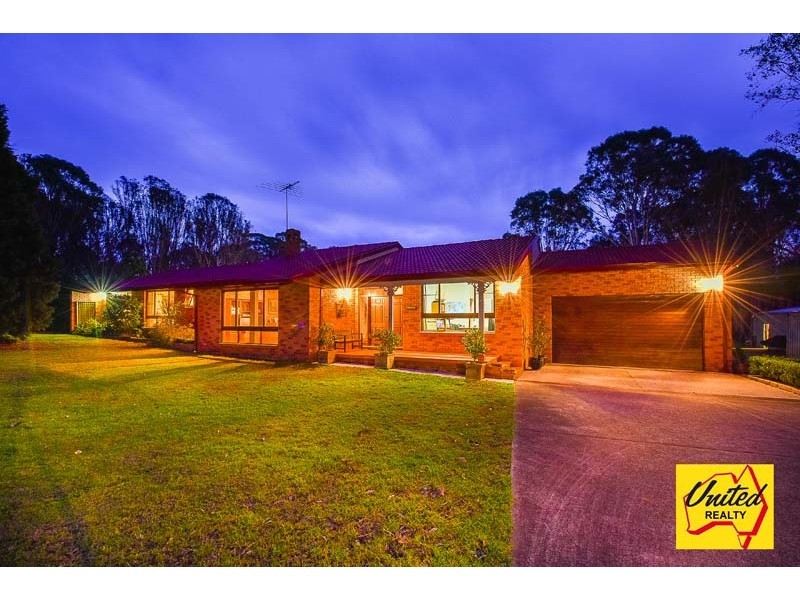 8 Goodsir Close, Rossmore NSW 2557