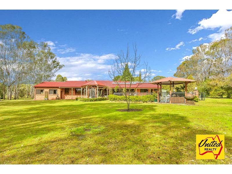 8 Goodsir Close, Rossmore NSW 2557