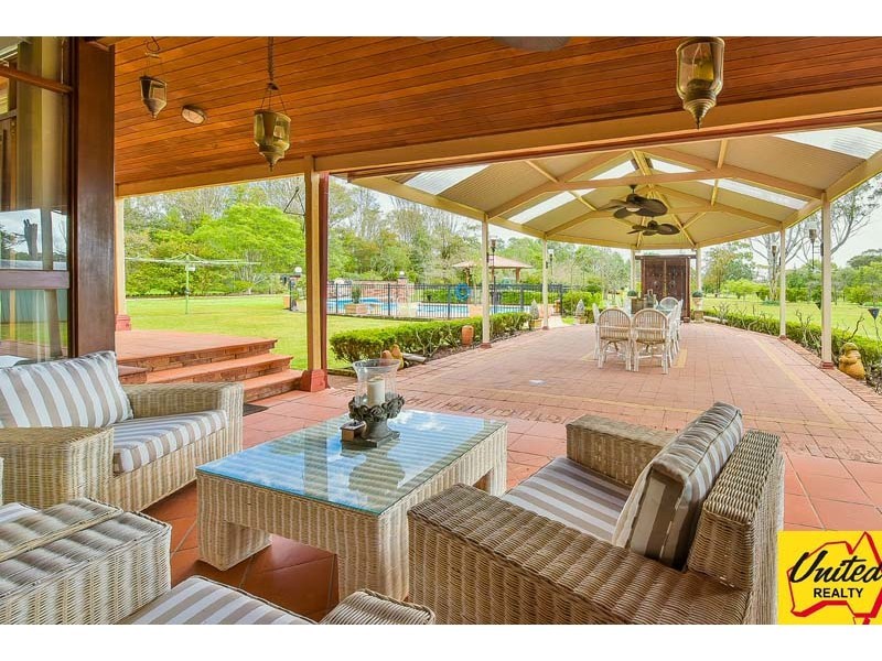 8 Goodsir Close, Rossmore NSW 2557