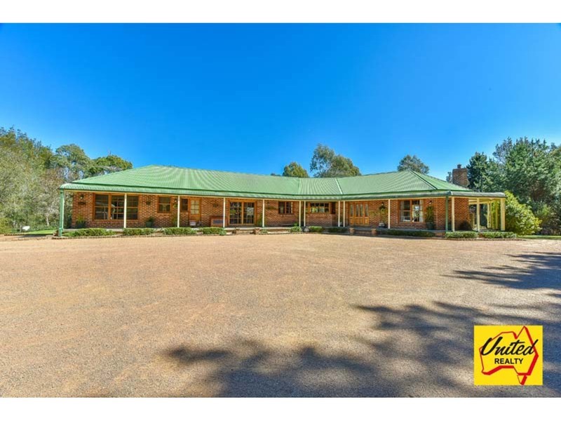 The Oaks NSW 2570