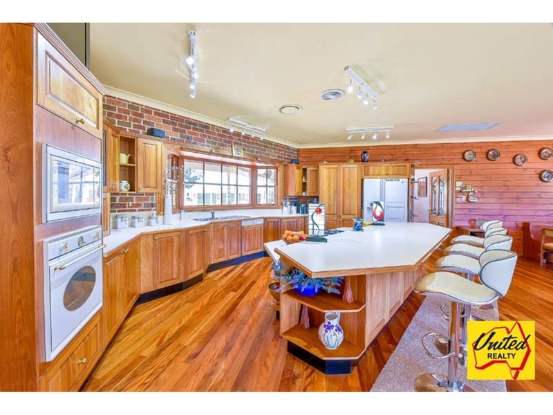 The Oaks NSW 2570
