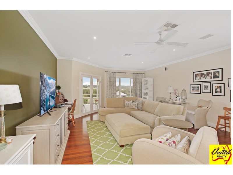 77 Sunnyside Drive, Ellis Lane NSW 2570