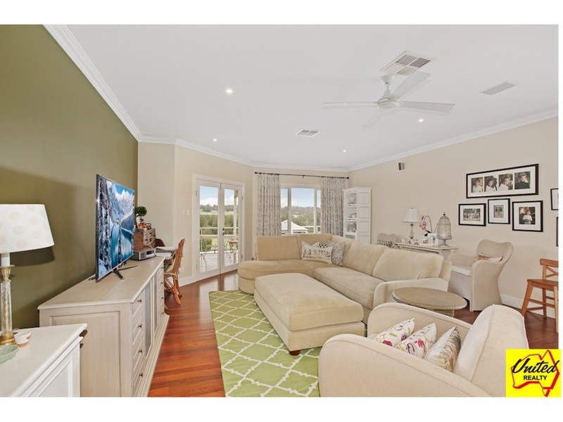 77 Sunnyside Drive, Ellis Lane NSW 2570