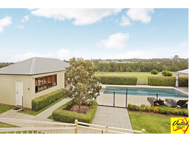 77 Sunnyside Drive, Ellis Lane NSW 2570