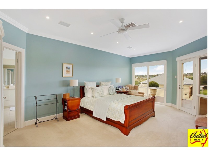 77 Sunnyside Drive, Ellis Lane NSW 2570