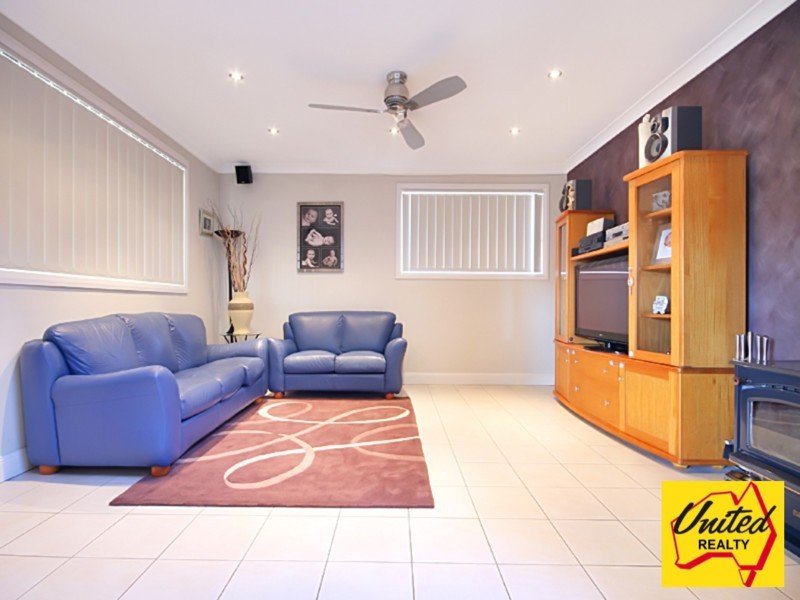 235 Gurner Avenue, Kemps Creek NSW 2178