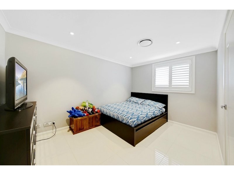 West Hoxton NSW 2171