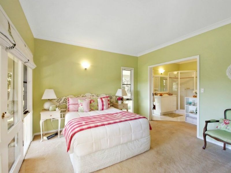 The Oaks NSW 2570