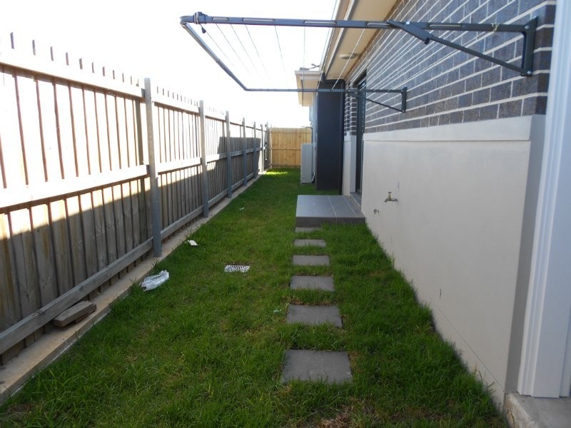 Spring Farm NSW 2570