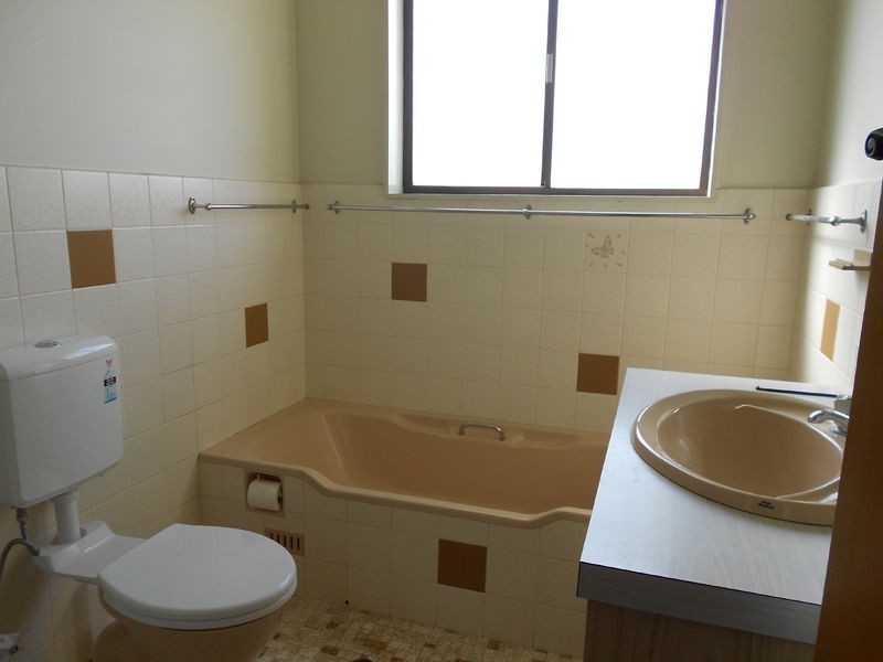Rossmore NSW 2557