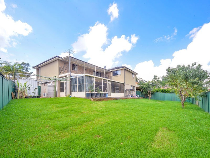 West Hoxton NSW 2171