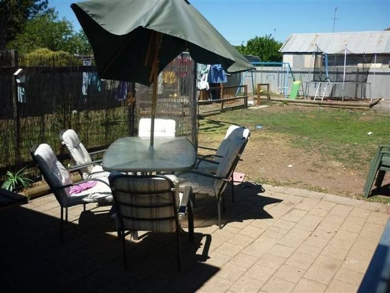 20 Gray Street, Donald VIC 3480