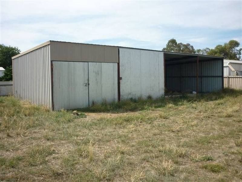 16 Elizabeth Street, Donald VIC 3480