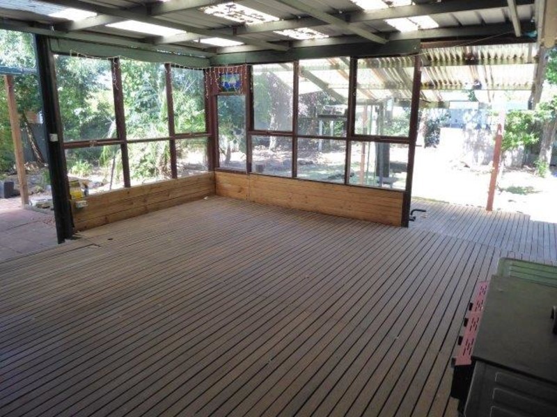 33 McCracken Avenue, Donald VIC 3480