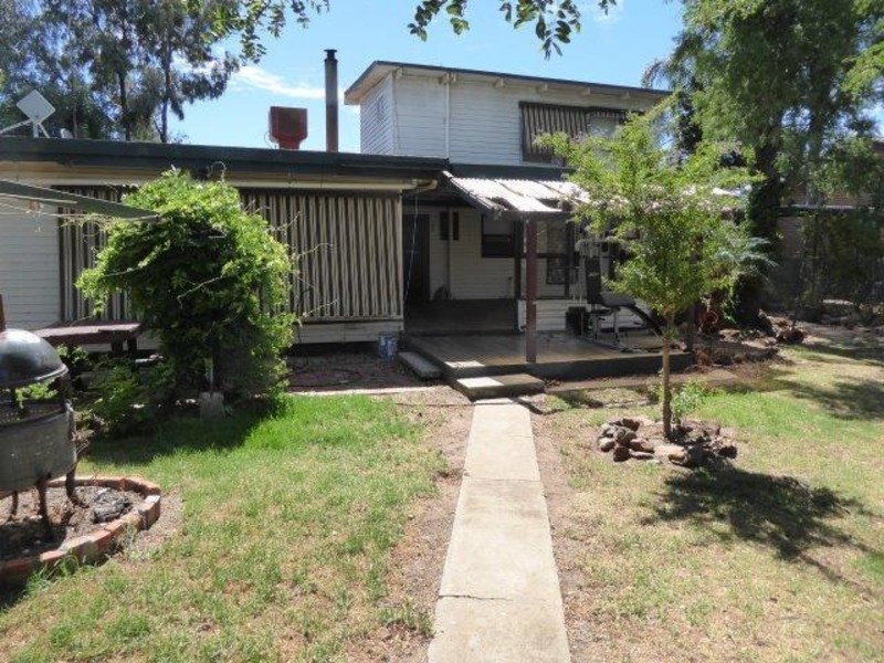 33 McCracken Avenue, Donald VIC 3480