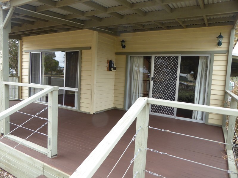 203 Woods Street, Donald VIC 3480