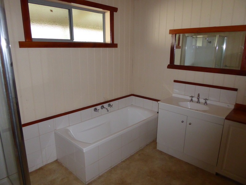 203 Woods Street, Donald VIC 3480