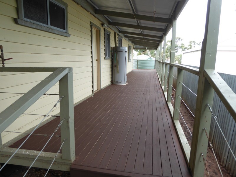 203 Woods Street, Donald VIC 3480