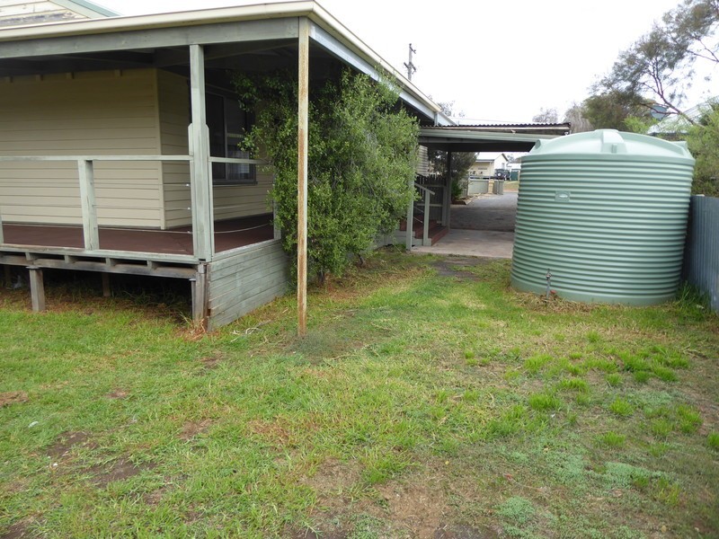 203 Woods Street, Donald VIC 3480