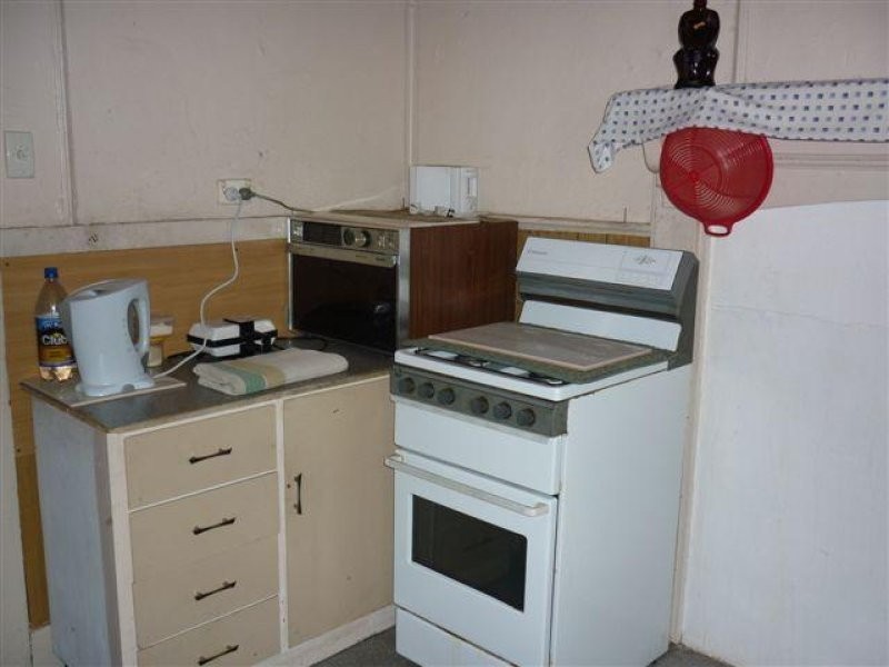 2 Dixon street, Brim VIC 3391