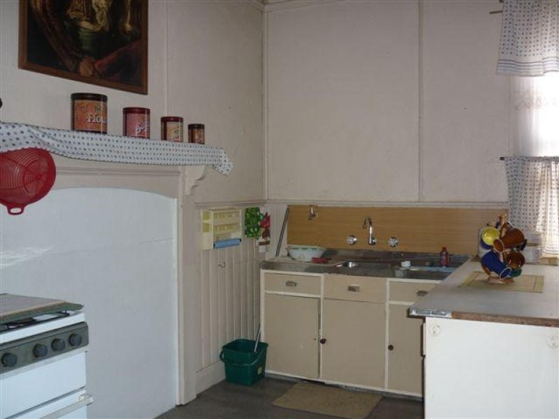 2 Dixon street, Brim VIC 3391