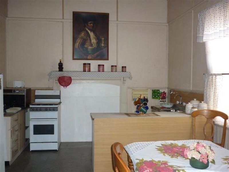 2 Dixon street, Brim VIC 3391