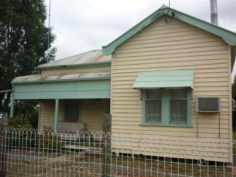 2 Dixon street, Brim VIC 3391