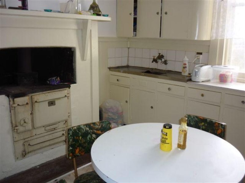 6 Inglewood Rd, St Arnaud VIC 3478