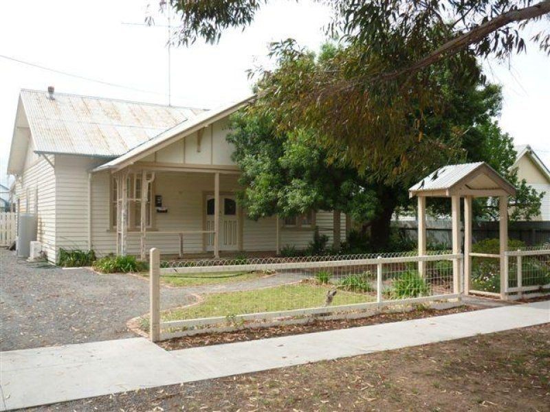 73 Anderson Street, Warracknabeal VIC 3393