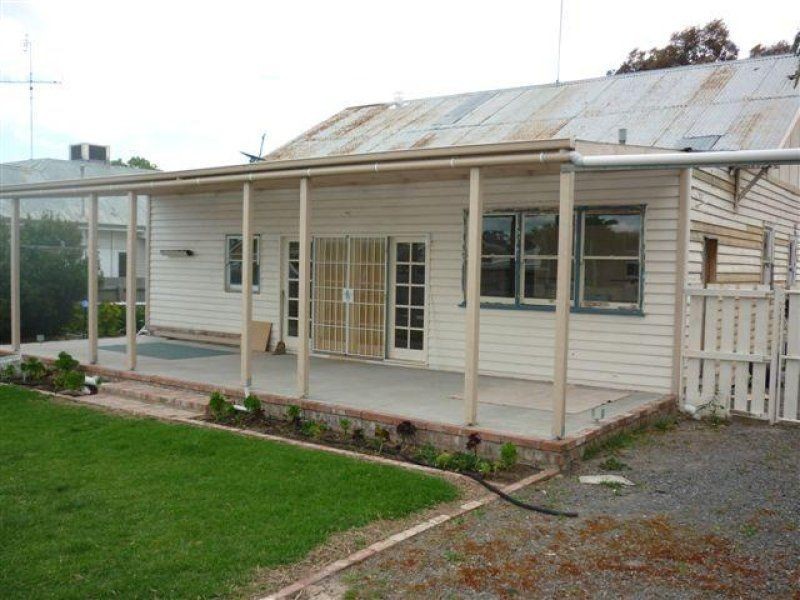 73 Anderson Street, Warracknabeal VIC 3393