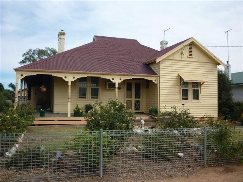128 Main Street, Minyip VIC 3392