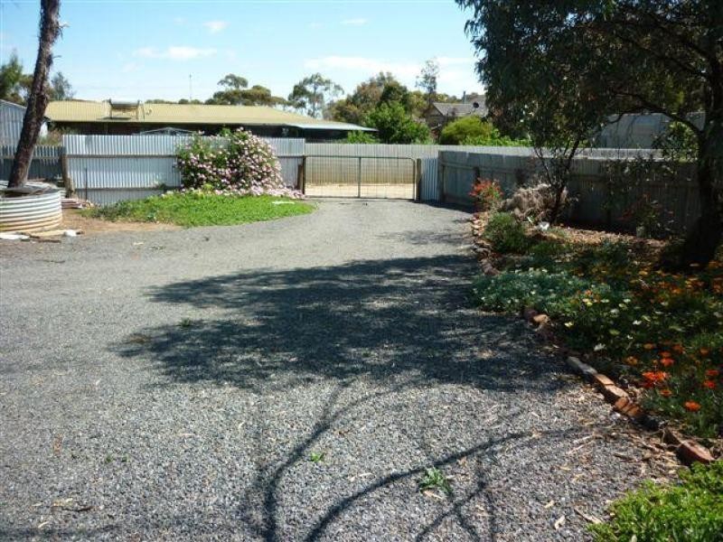 128 Main Street, Minyip VIC 3392