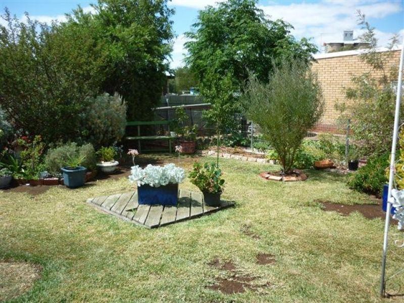 43 Devereux Street, Warracknabeal VIC 3393