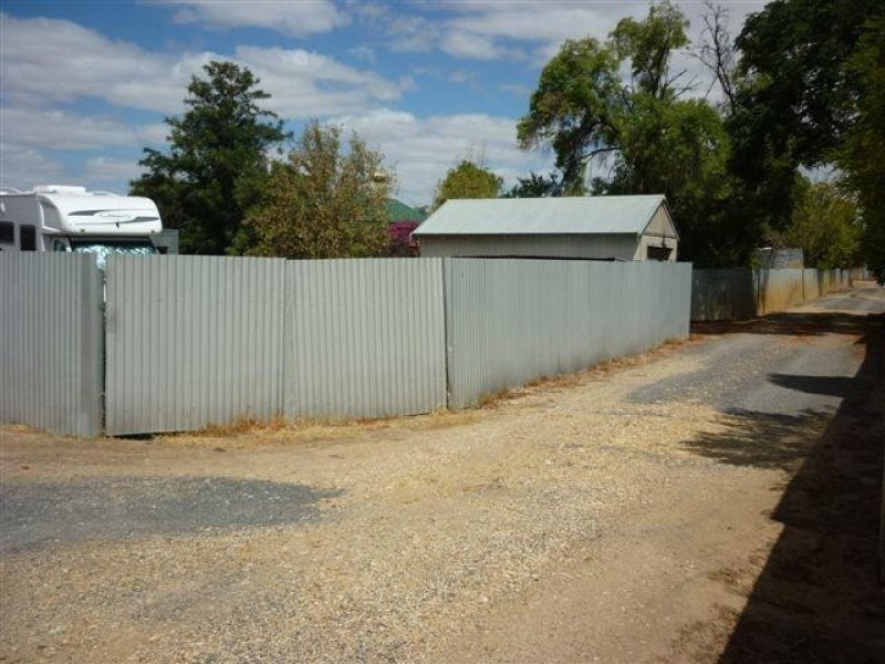 43 Devereux Street, Warracknabeal VIC 3393