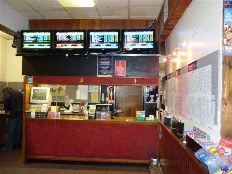 99 Scott St, Warracknabeal VIC 3393