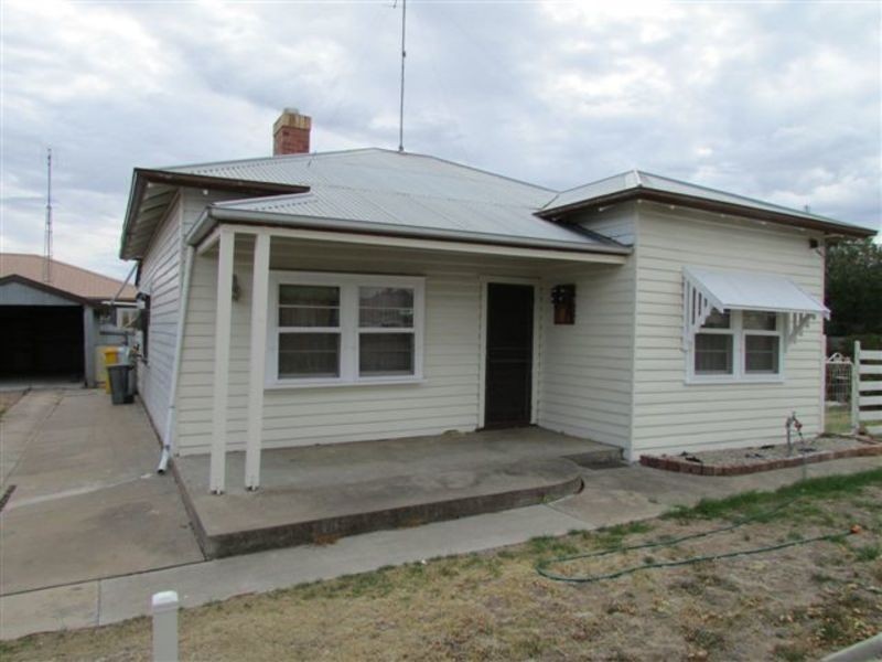 4 Franklin St, Warracknabeal VIC 3393