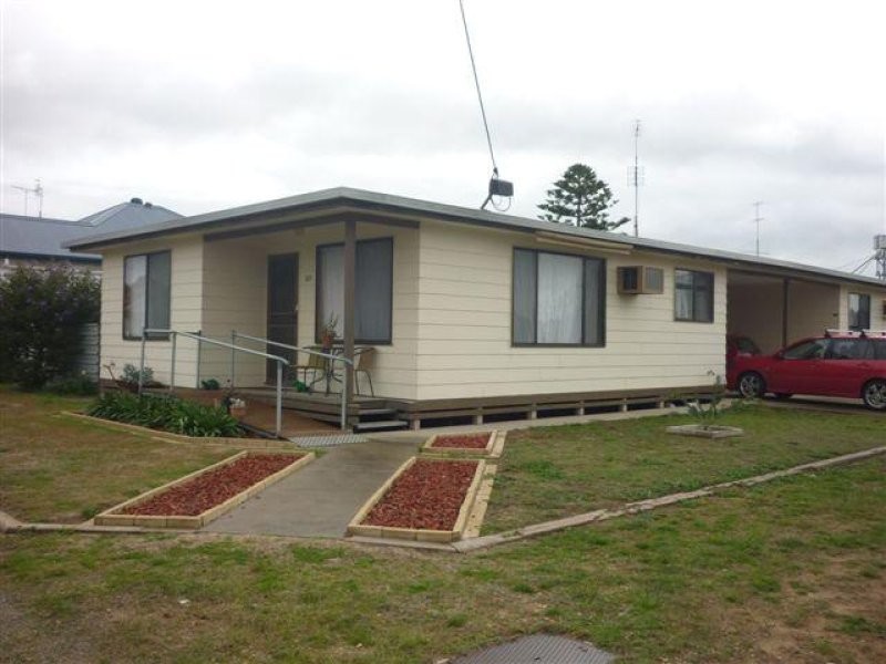 23-23A Charles, Jeparit VIC 3423