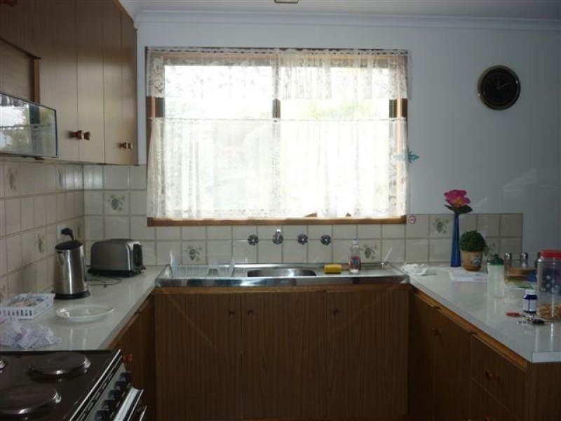 23-23A Charles, Jeparit VIC 3423