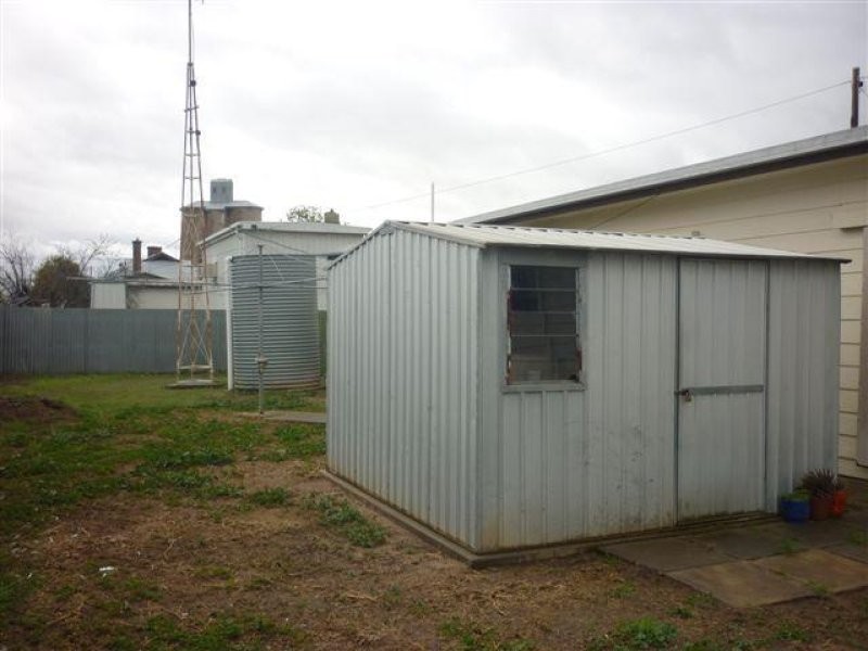 23-23A Charles, Jeparit VIC 3423