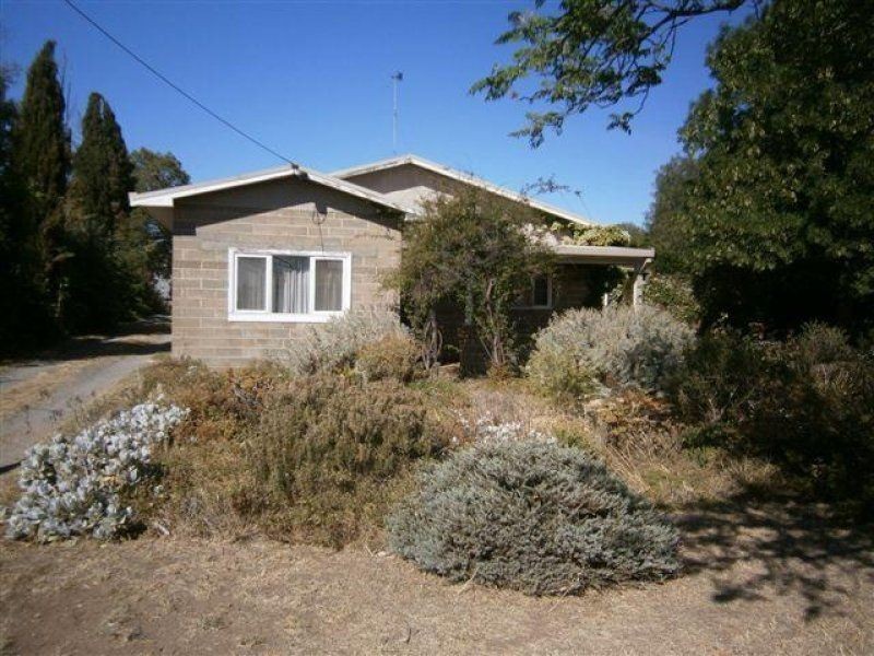 52 Aitken Avenue, Donald VIC 3480