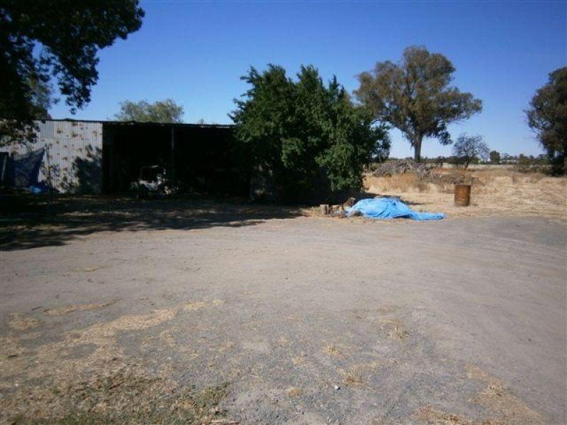 52 Aitken Avenue, Donald VIC 3480