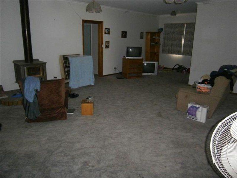 52 Aitken Avenue, Donald VIC 3480