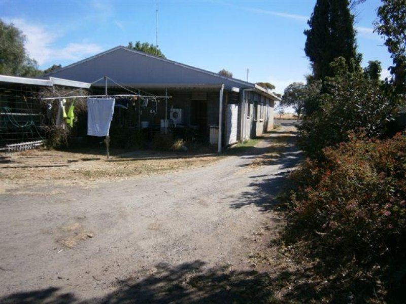 52 Aitken Avenue, Donald VIC 3480