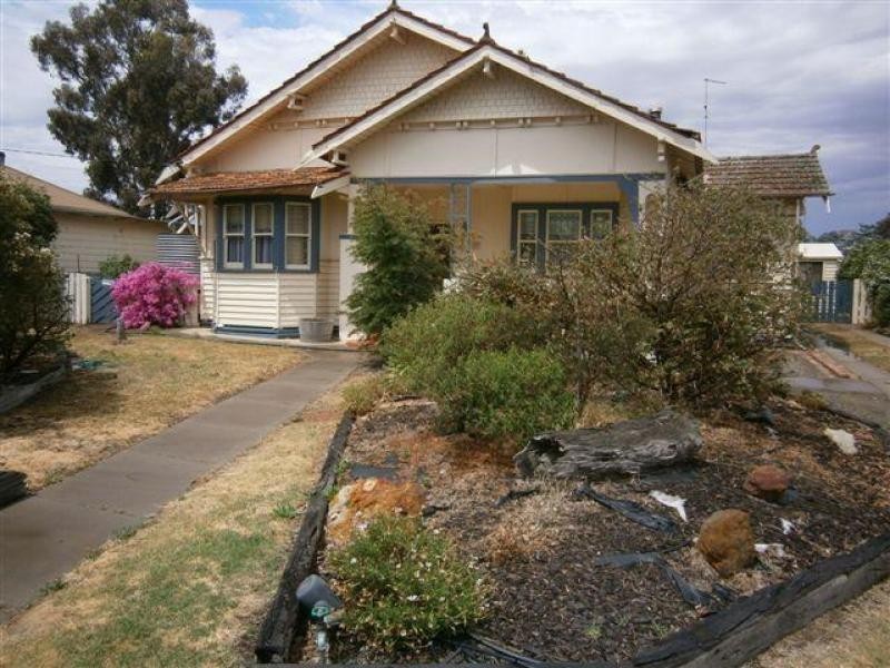 7 Thomas Street, Warracknabeal VIC 3393